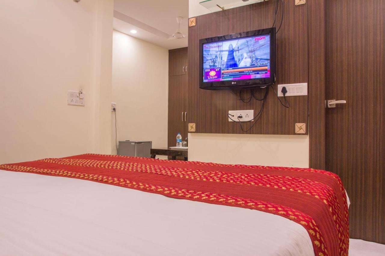 Pawan Plaza Hotel Near Blk Hospital Új-Delhi Kültér fotó